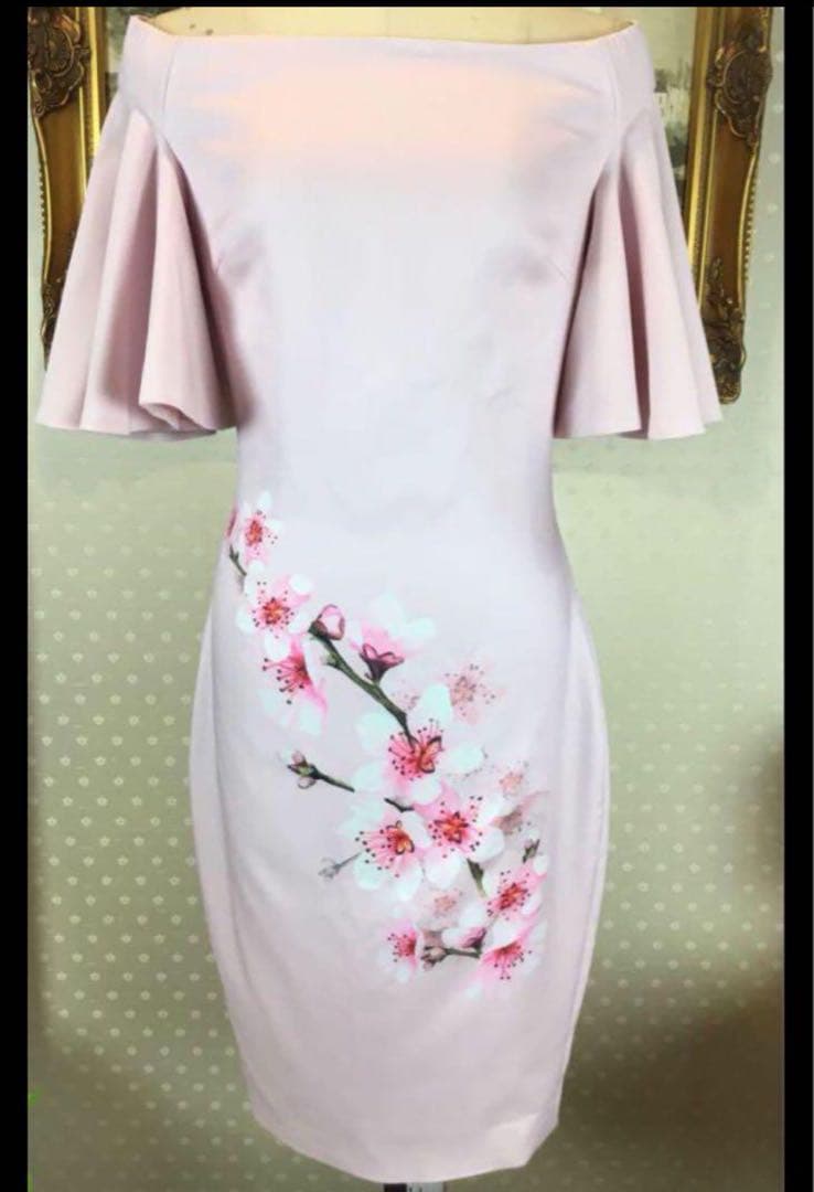 薄いピンク 花柄　新品☆ TED BAKER サイズ2