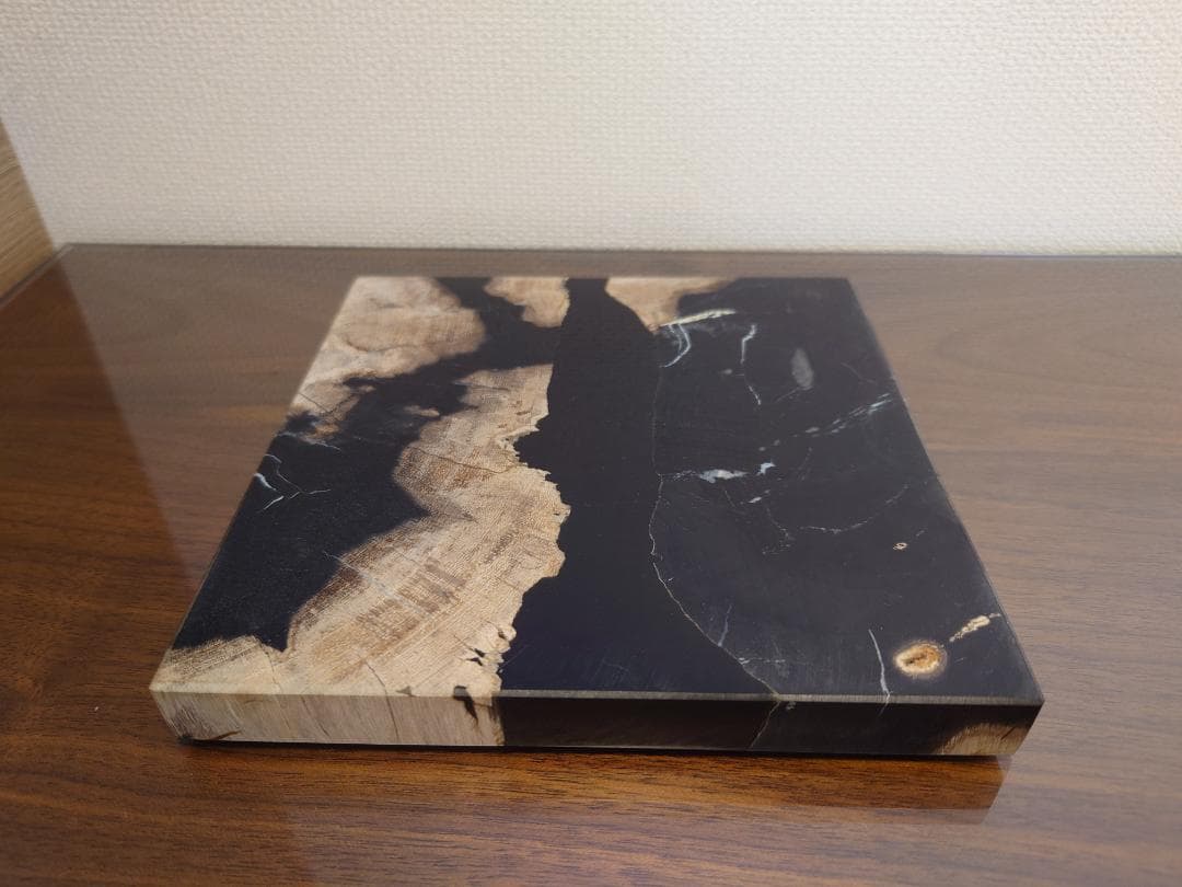 珪化木プレート