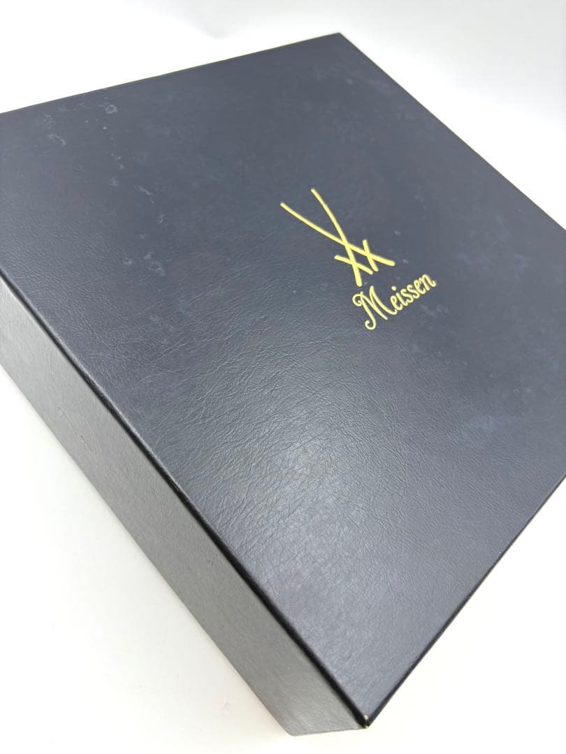 マイセン　歴代双剣マーク 飾皿 　ロゴ　25.5cmプレート　皿スタンド　箱付き