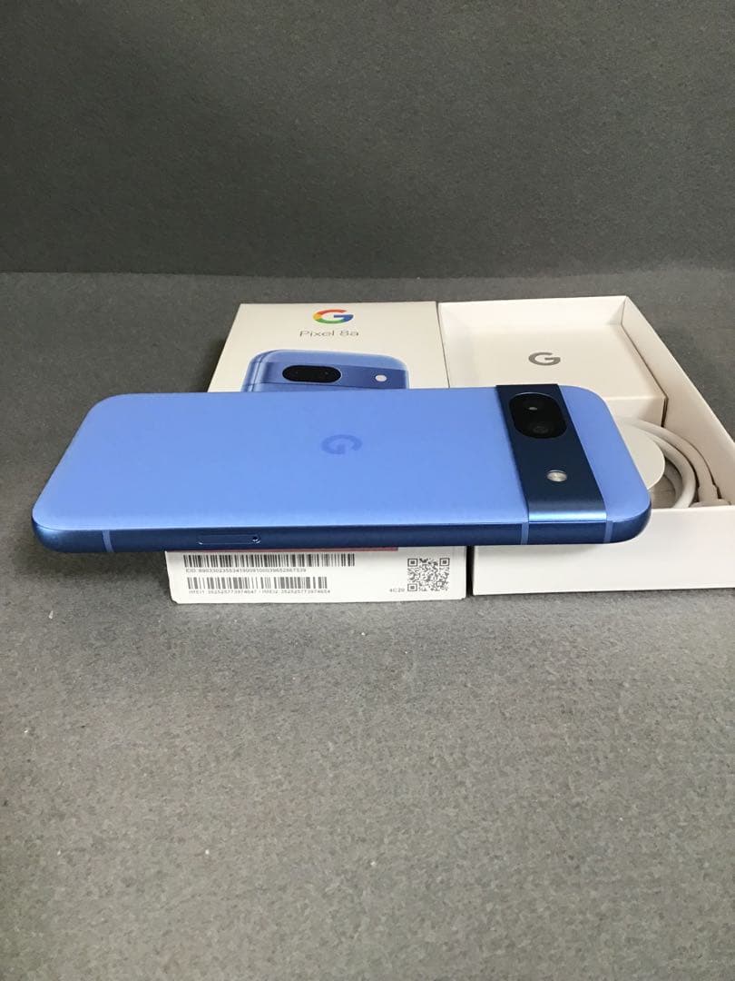 美品　国内版 SIMフリー　Google Pixel 8a 128GB ブルー色