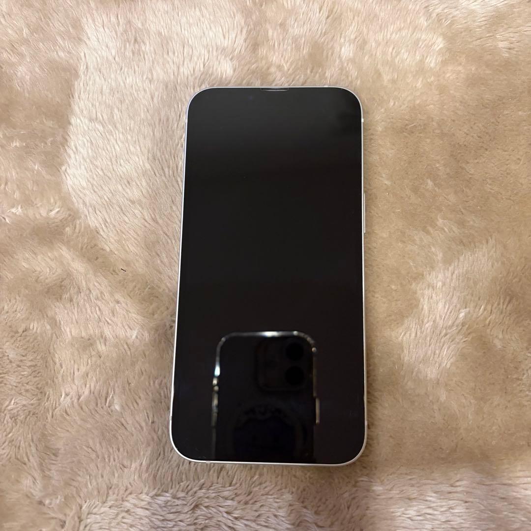 Apple iPhone13 スターライト 本体