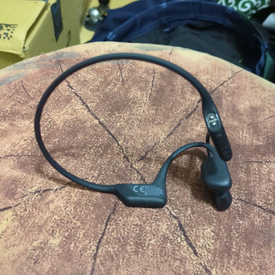 Shokz OpenRun 骨伝導イヤホン