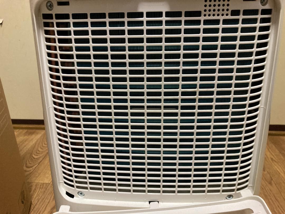 ★美品★シャープ 衣類乾燥除湿器 CV-G71-W ホワイト 2017年製