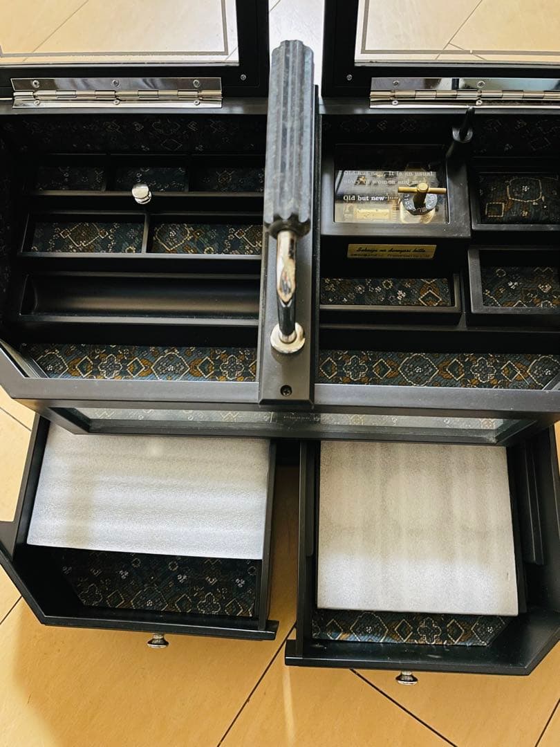 LADY-MATE 木製ジュエリーボックス