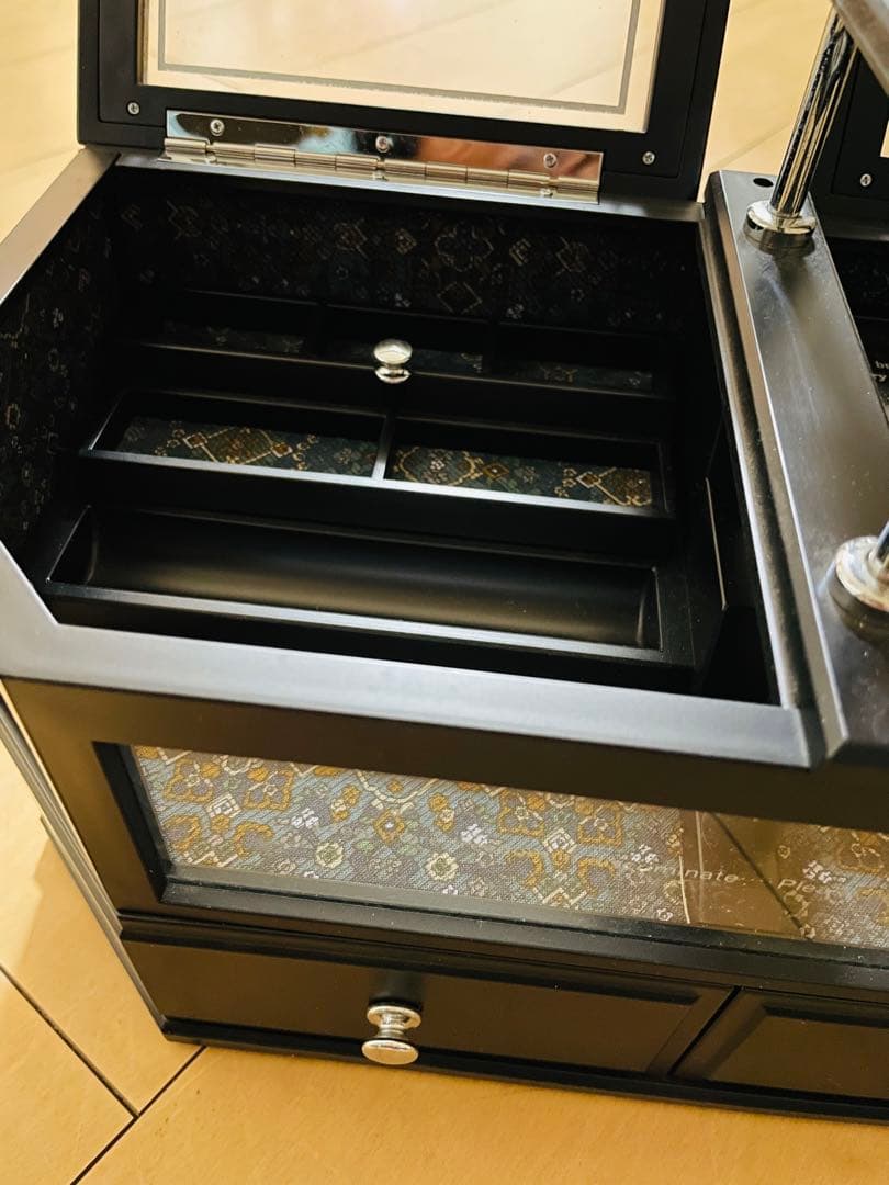 LADY-MATE 木製ジュエリーボックス