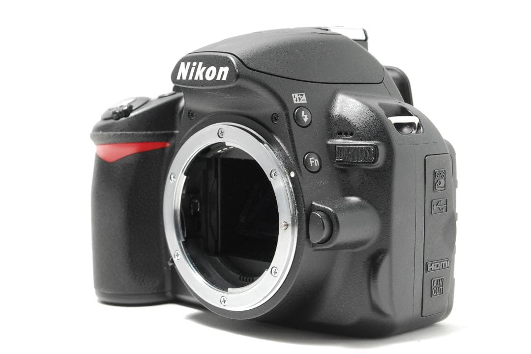 【新品級美品】Nikon D3100　スマホ転送　写真も動画もOK　小型で軽量