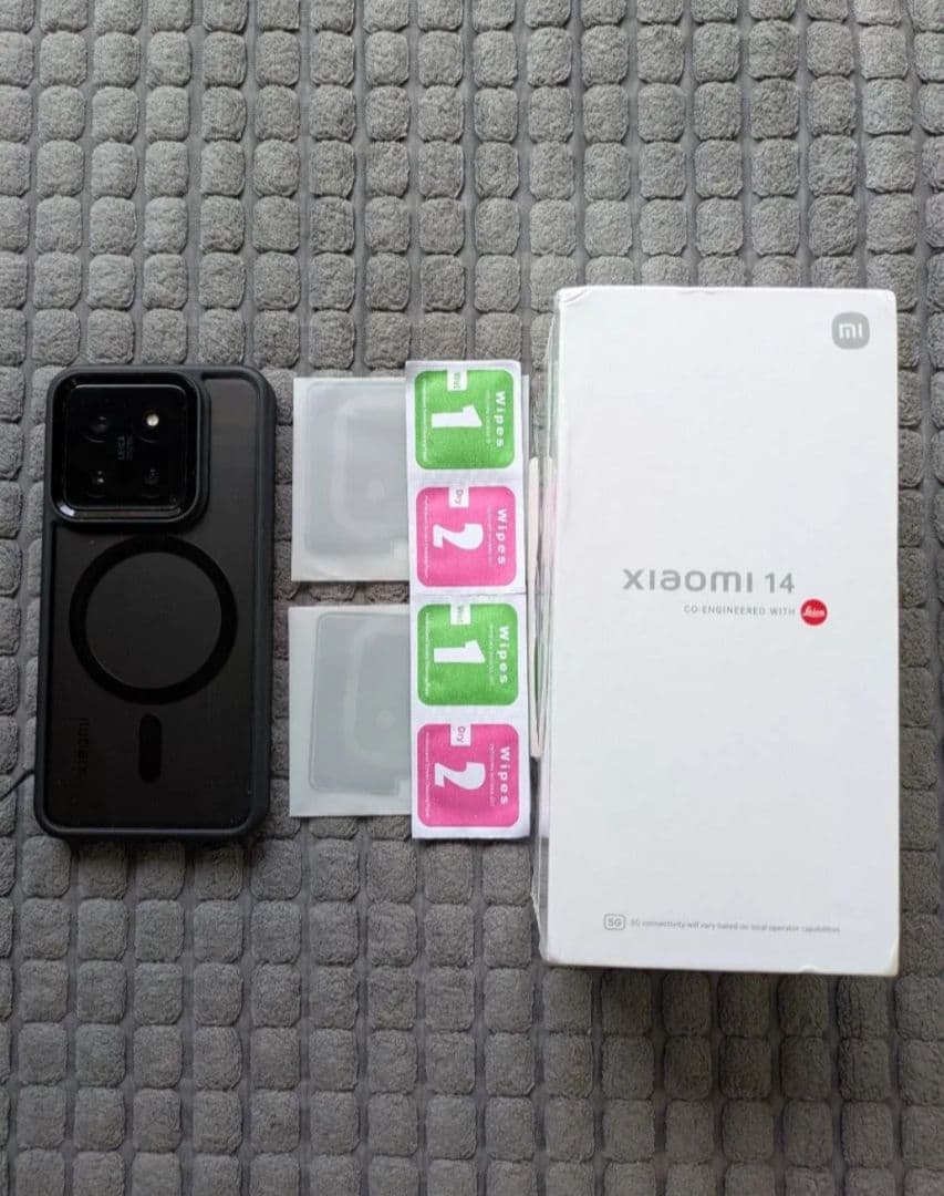 ★極美品★　Xiaomi 14 ブラック 12GB RAM 256GB