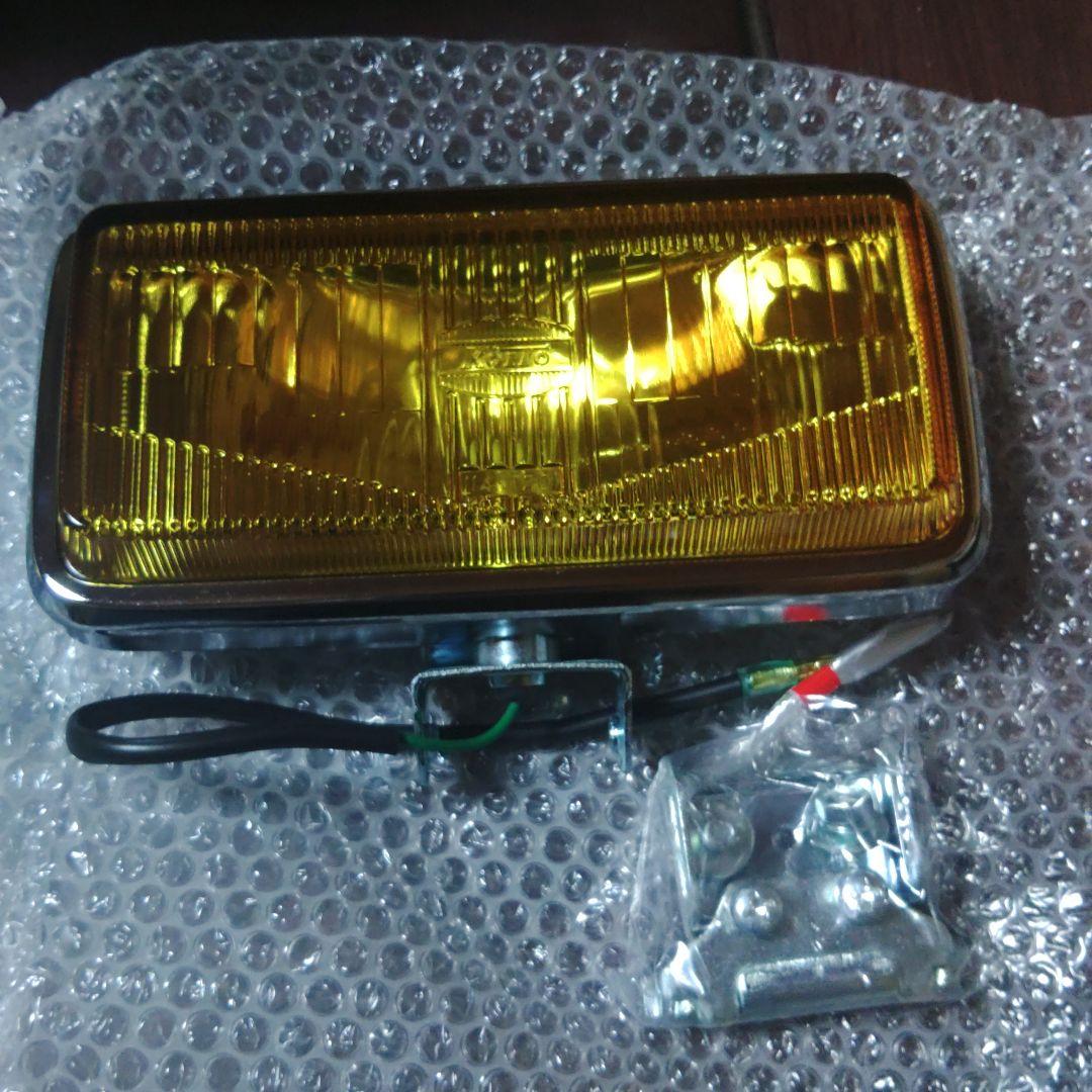 【未使用品】KOITO 角型フォグランプ イエロー　2個セット