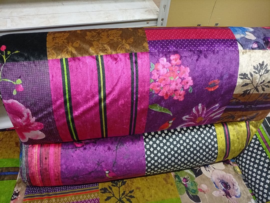 近く配達可能 パッチワークデザイン 2人掛けソファ　京都