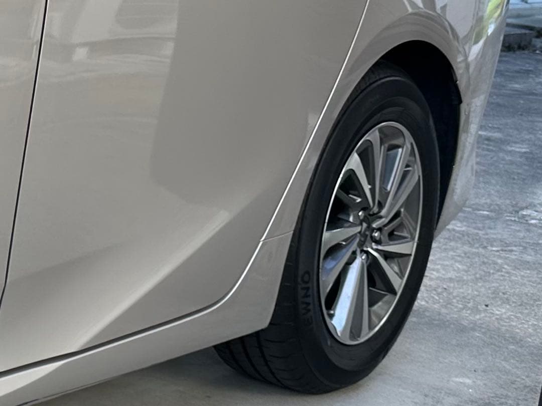 【送料無料】50プリウス　トヨタ純正モデリスタ　15インチ　4本セット