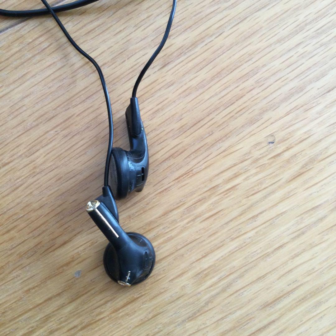 希少高音質SONY MDR-E565インナーイヤホン