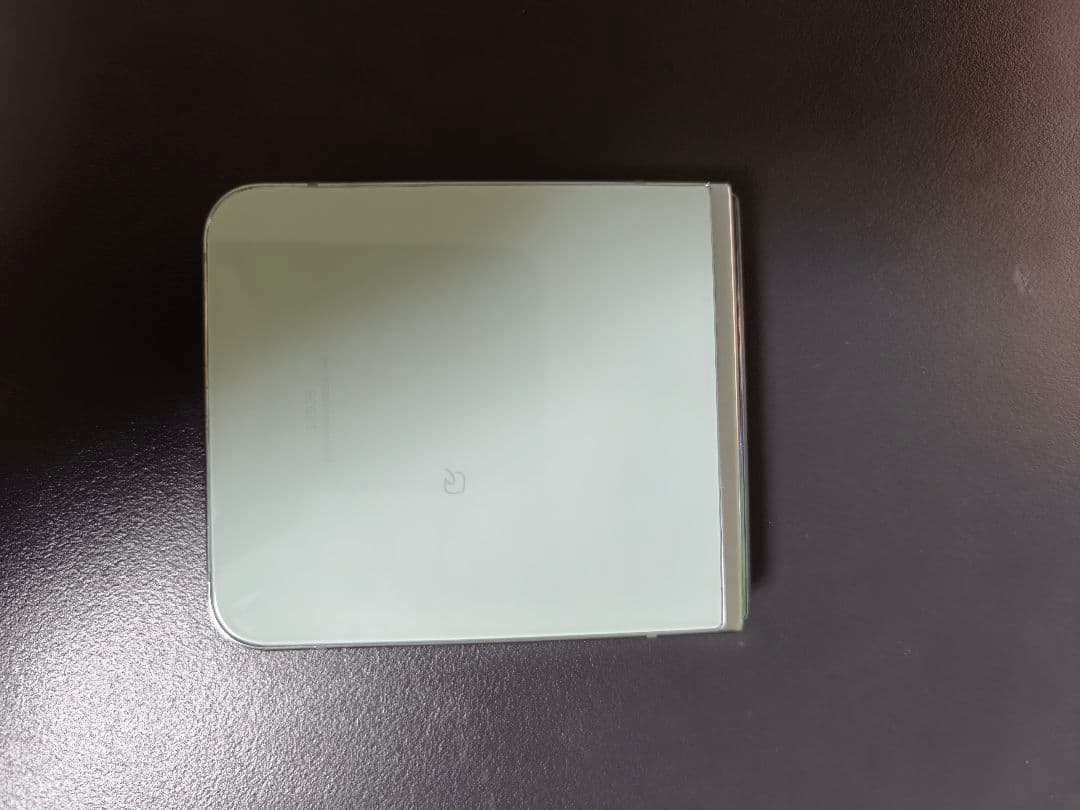 galaxy zflip5 256GB 傷あり