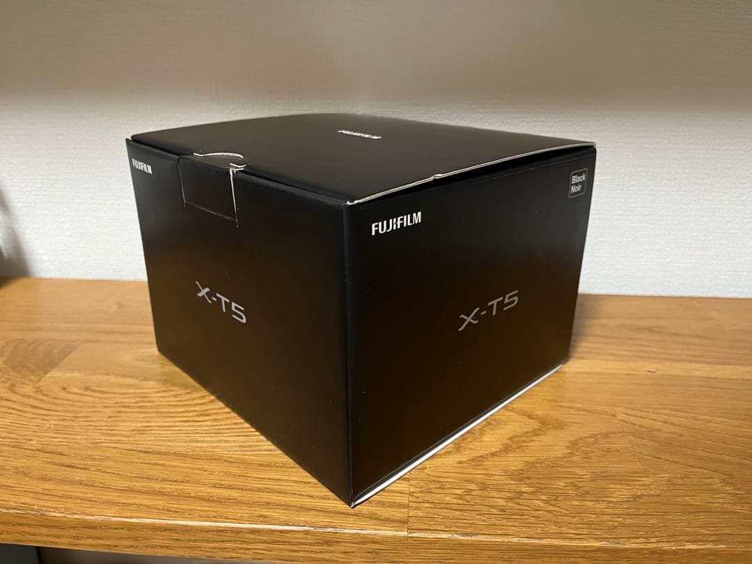 富士フィルムFujifilm XT5 ブラック