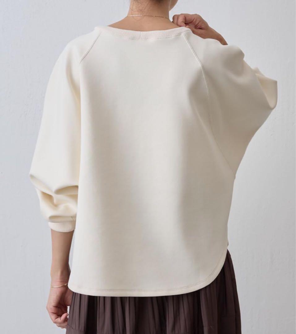 【24AW極美品】BEARDSLEY ダンボールサークルプルオーバー アイボリー