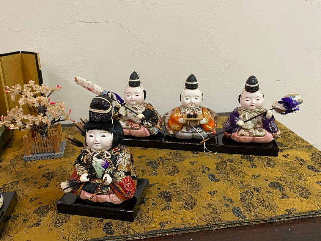 木目込雛人形