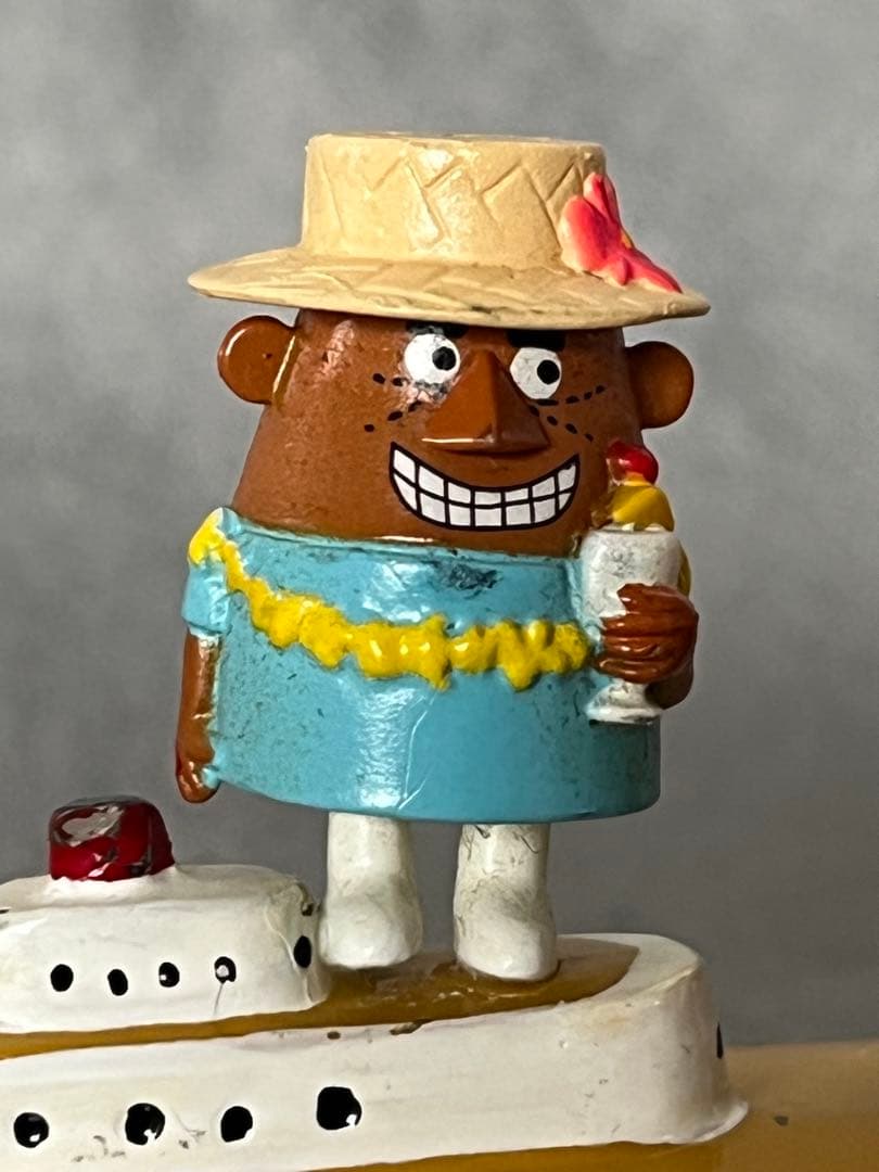 サントリー　アンクルトリス　ノベルティ　フィギュア