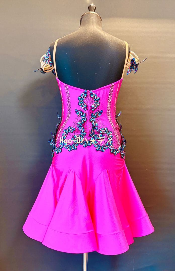 新品★ラテンドレス★リズム★蝶々★社交ダンス★ピンク★競技