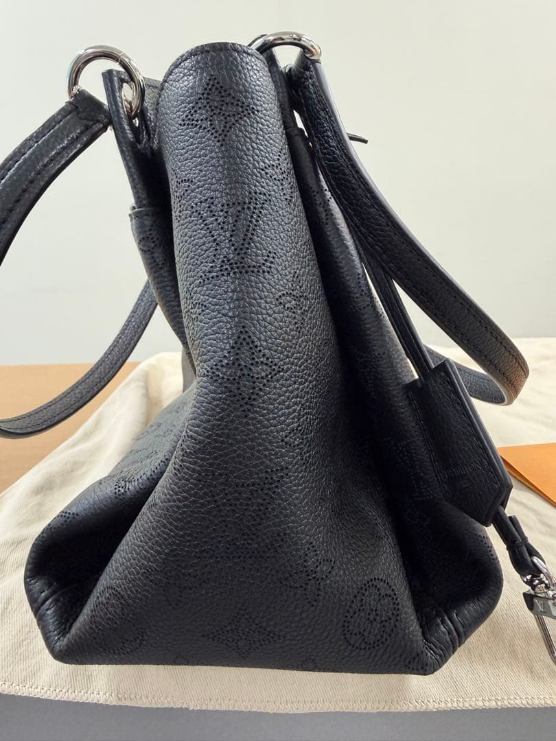 【LOUIS VUITTON】セーヴル バッグ　マヒナ ブラック