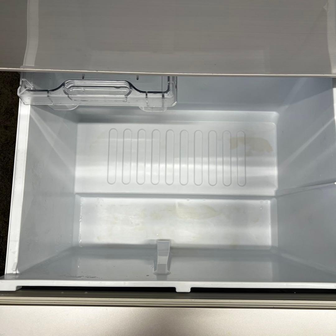 911⭕️冷蔵庫　シャープ　大型　300-400ℓ　両開き　設置無料　安い