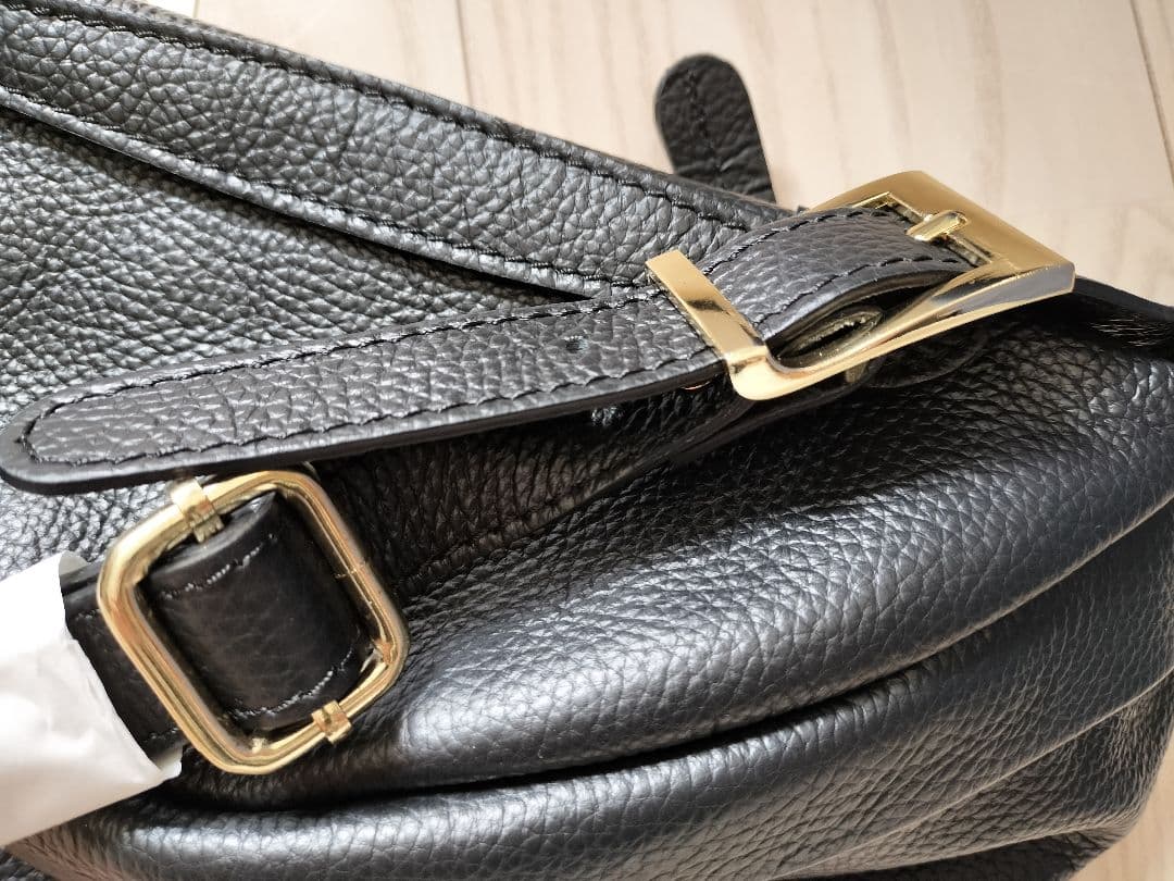 【AULENTTI/オウレンティ】レザーショルダーBAG