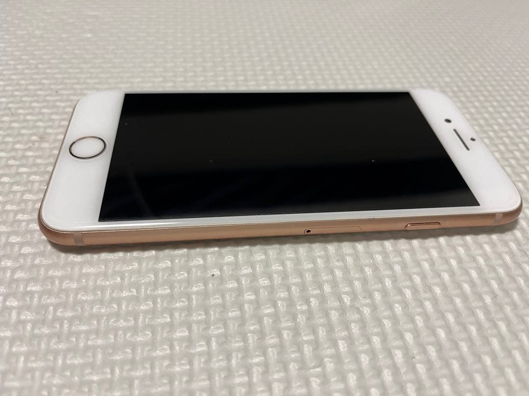 iPhone 8 64GB ゴールド 【SIMフリー】バッテリー73%