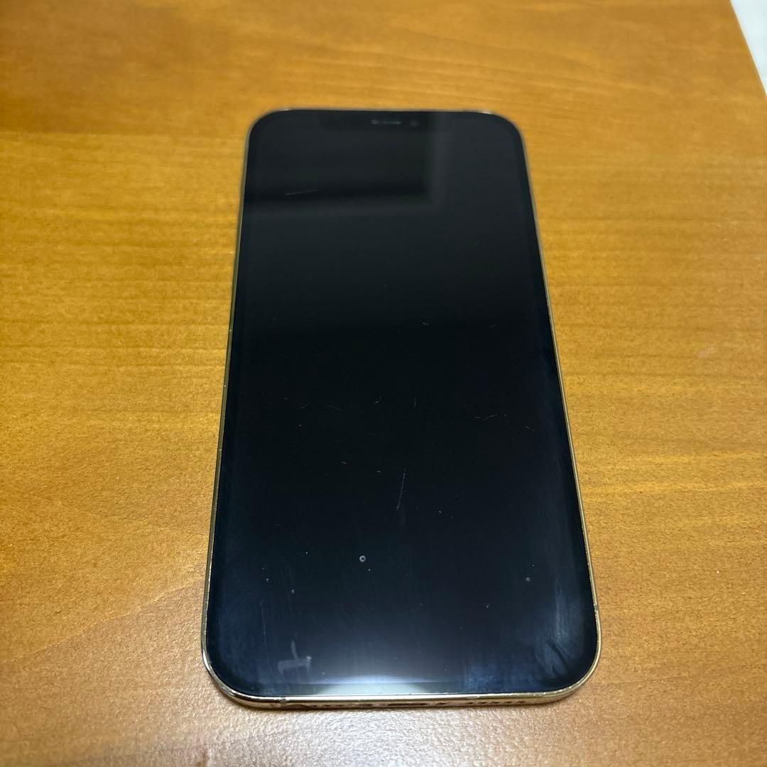 iPhone 12 Pro 本体