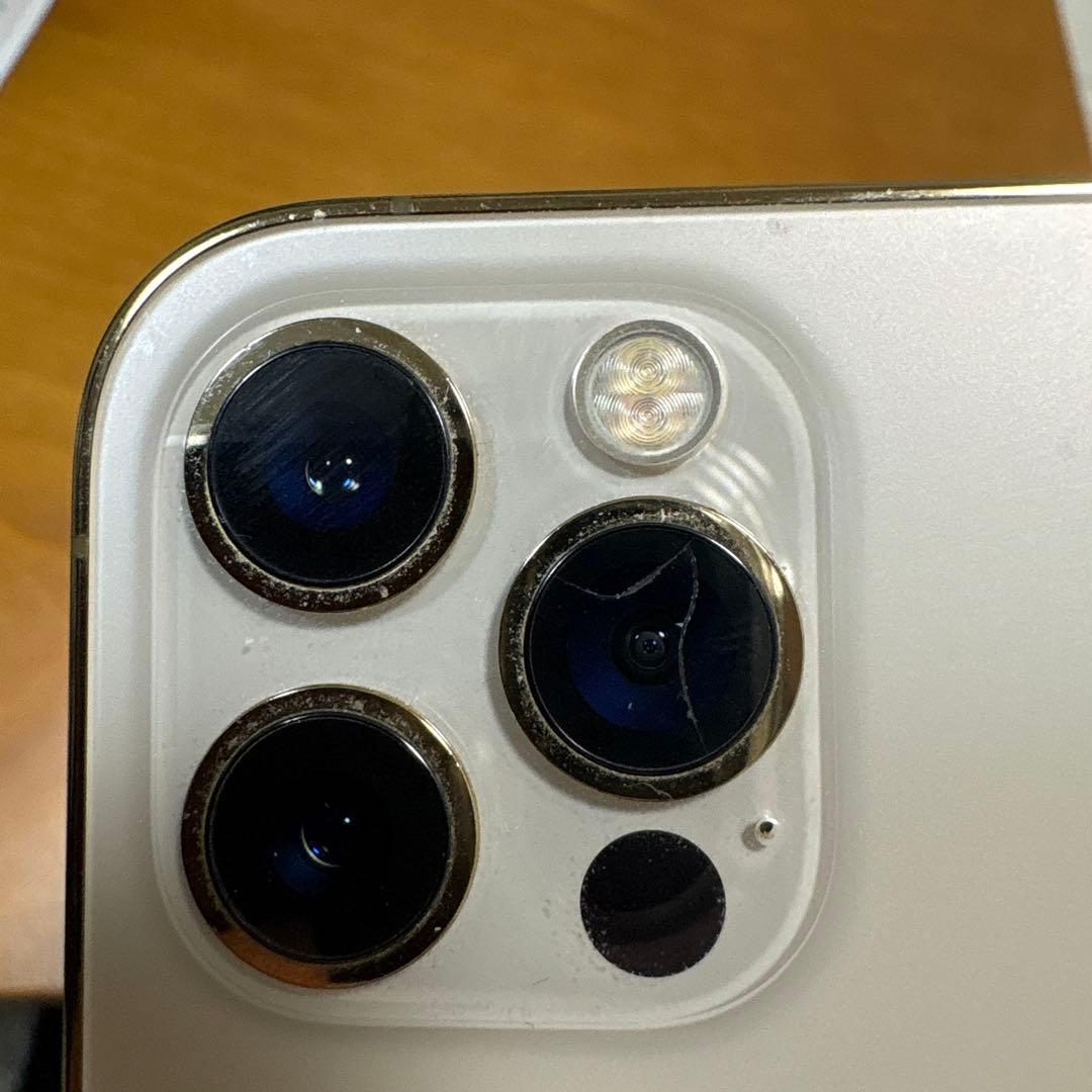 iPhone 12 Pro 本体