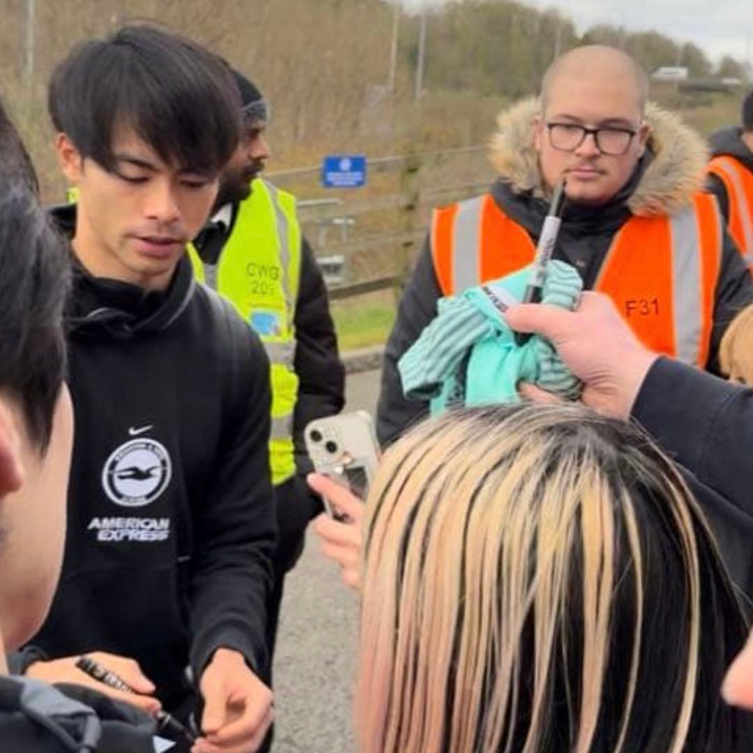 三笘薫　直筆サイン　ユニフォーム