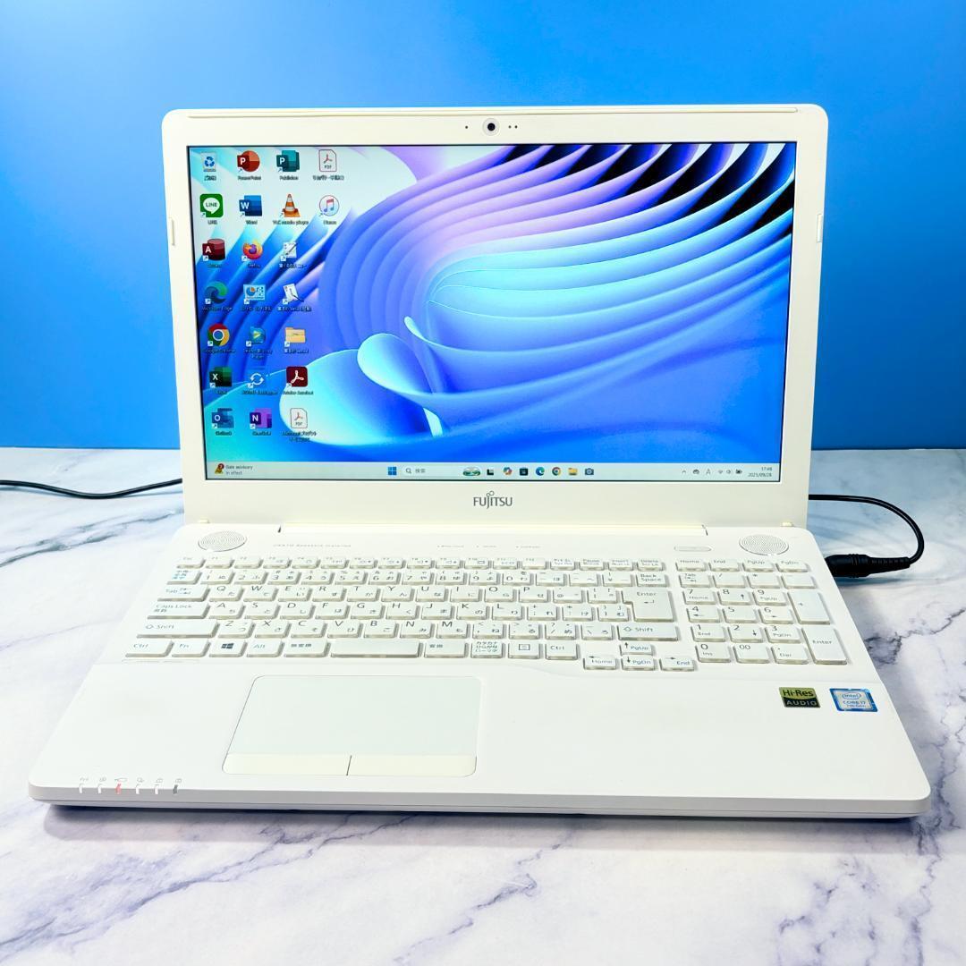 美品！Corei7・16GB・SSD・ブルーレイ・ホワイト・ノートパソコン