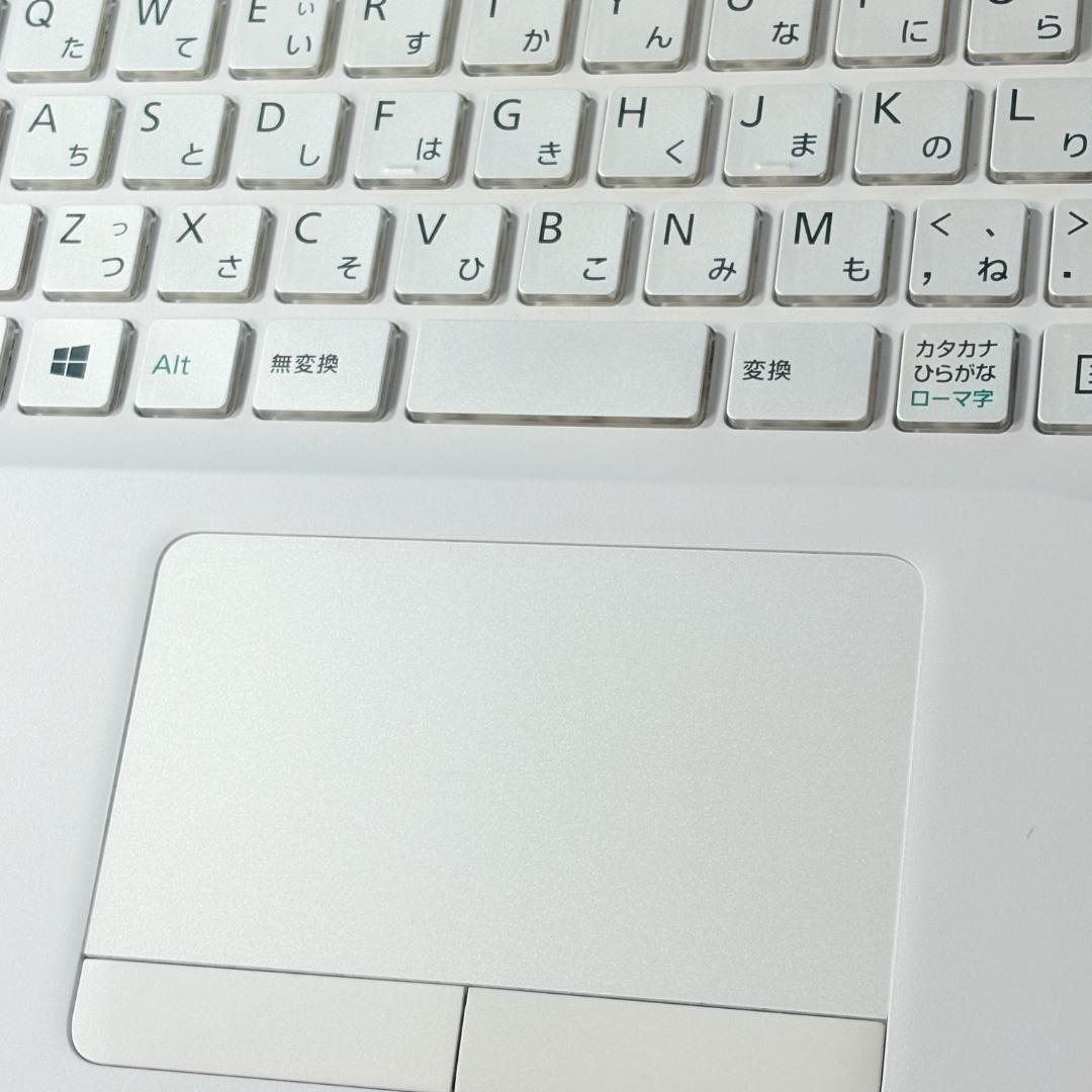 美品！Corei7・16GB・SSD・ブルーレイ・ホワイト・ノートパソコン