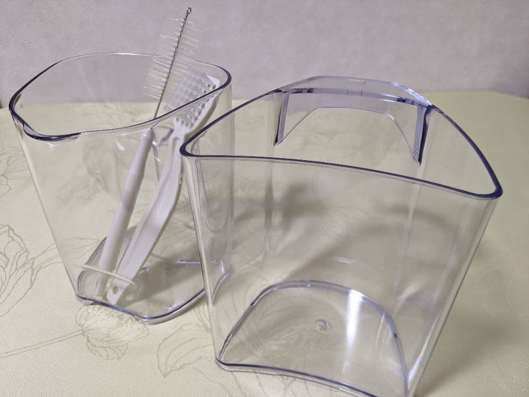 【アンアン】 クビンズホールスロージューサー JSG-641M レッド