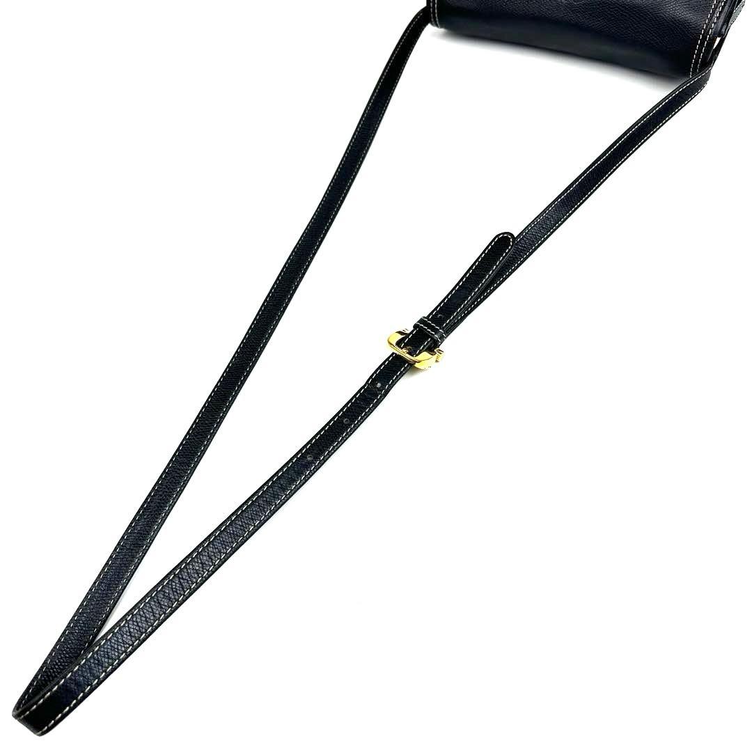 【美品】ロエベ　アナグラム　ショルダーバッグ　ゴールド金具　ステッチ　レザー　黒