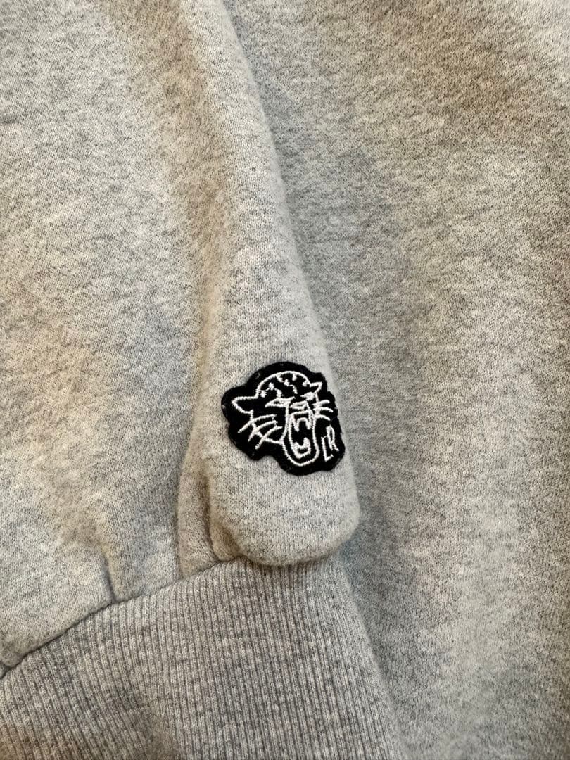 【あみさん着用】LIBEIROリベイロカレッジロゴプルオーバートレーナー