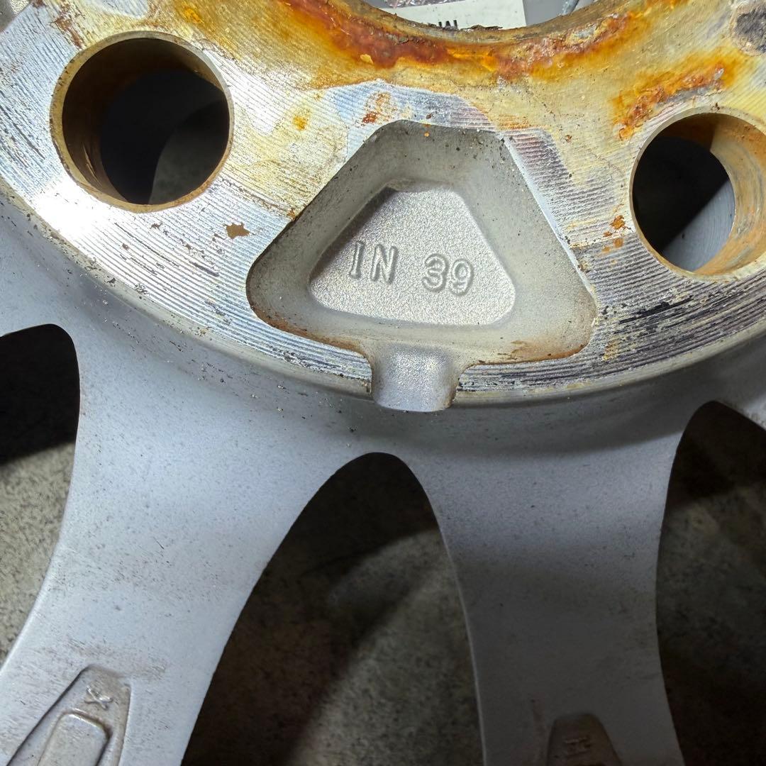 送料込み！ 80ハリアー 225/60R18スタッドレス ヨコハマ アイスガード