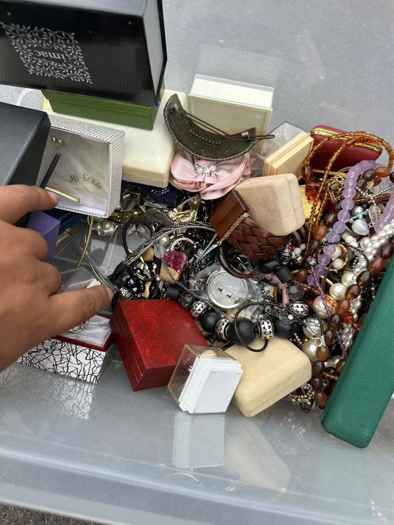 アクセサリー 4キロ　まとめ売り