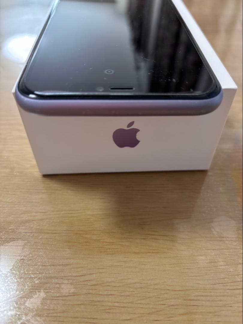 Apple iPhone11 64GB パープル　箱付き　iPhoneケース付き