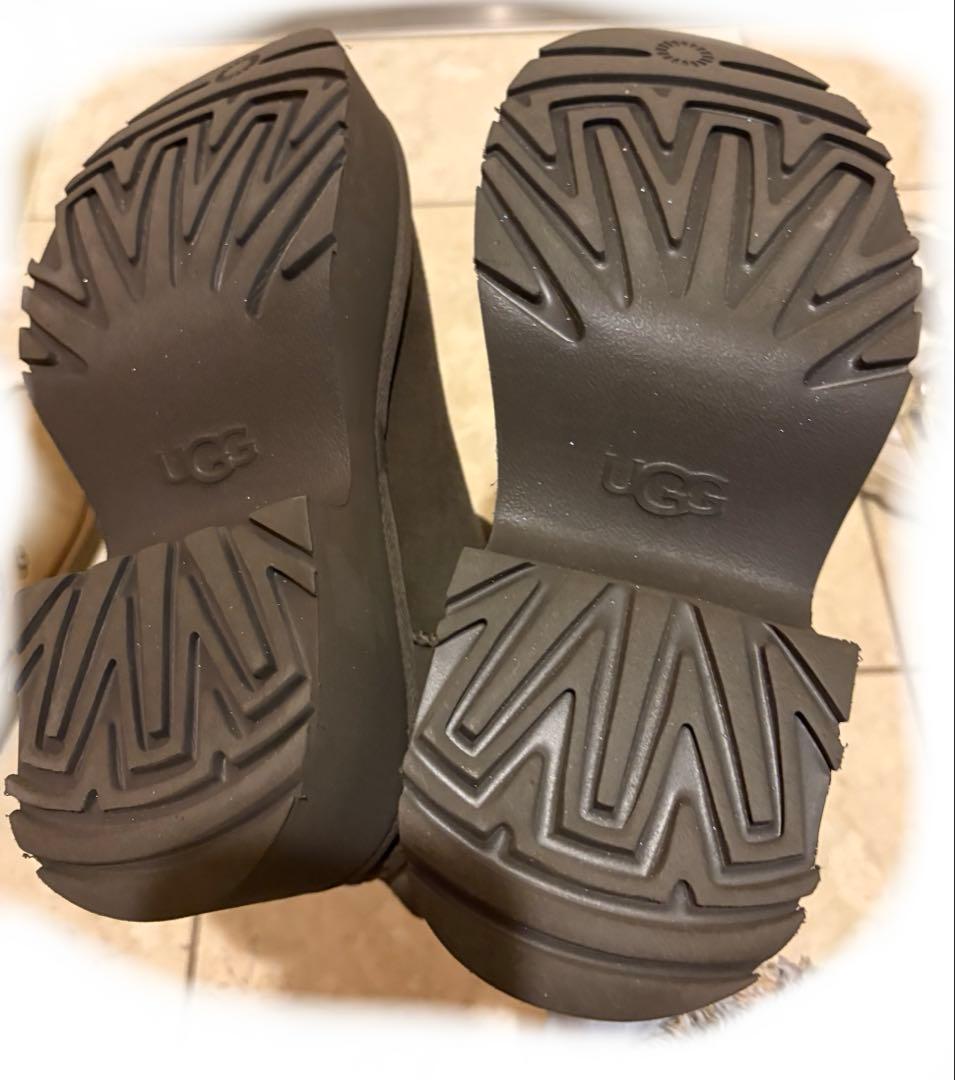 靴 UGG Classic Ultra Mini New Heights