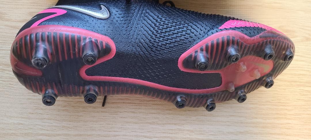 ナイキ ファントム GT エリート　AG-Pro　２６ｃｍ