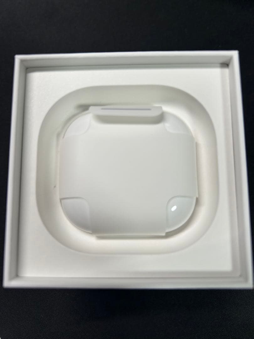 Apple AirPods 4 アクティブノイズキャンセル付き