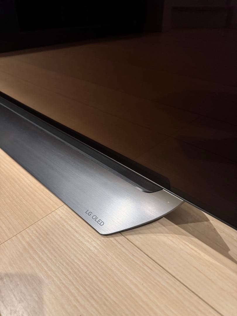 【美品】LG 55V型 4K有機ELテレビ マジックリモコン付き