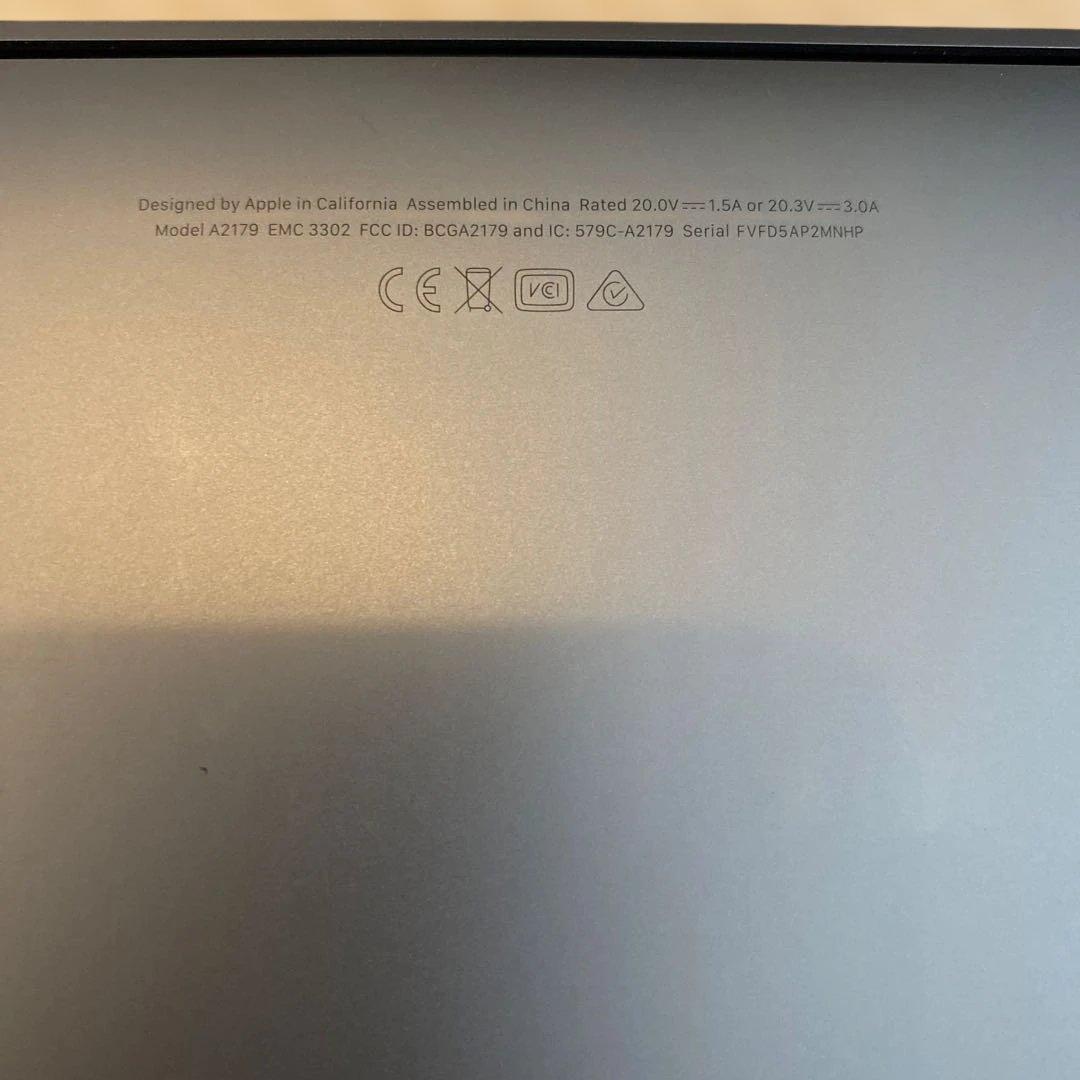 【美品】MacBook Air 2020