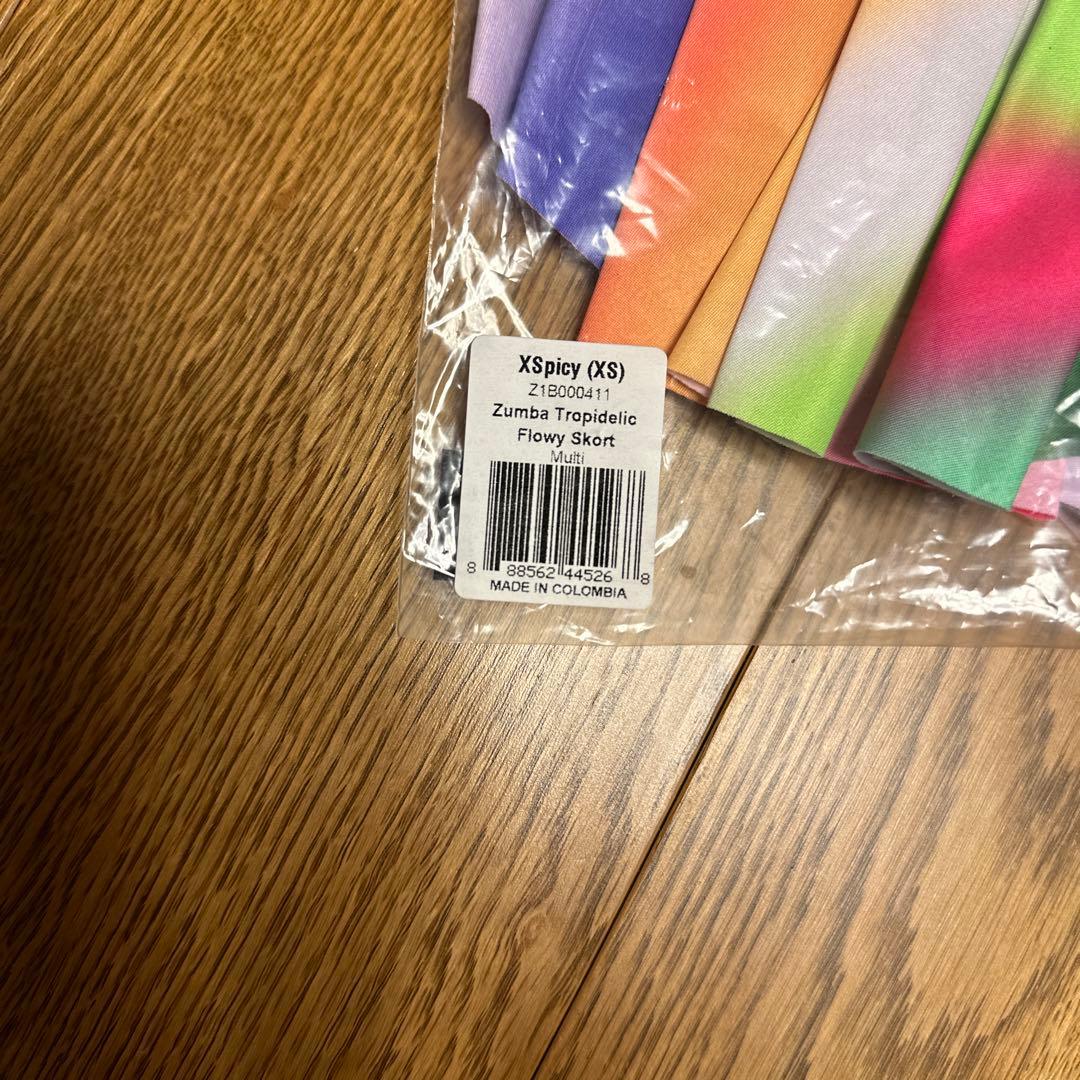 正規品 新品 ズンバ XS Tropidelic Flowy スコート