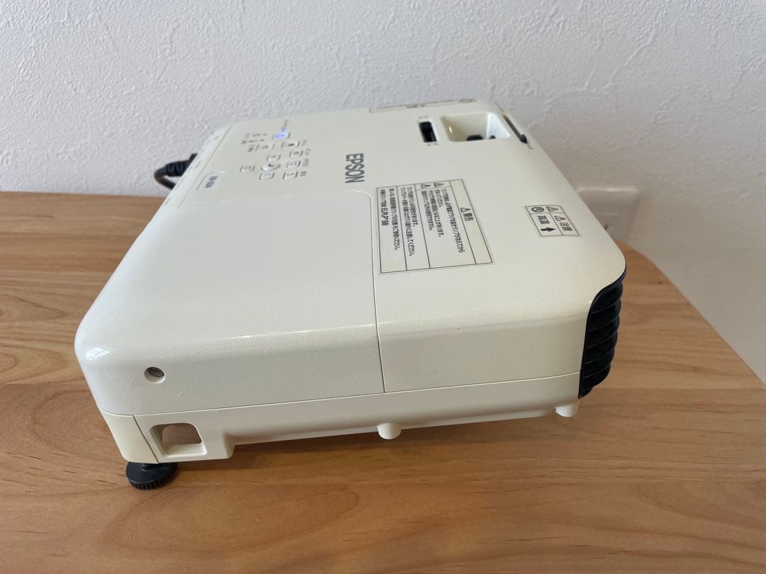 EPSON プロジェクター EB-S04 本体