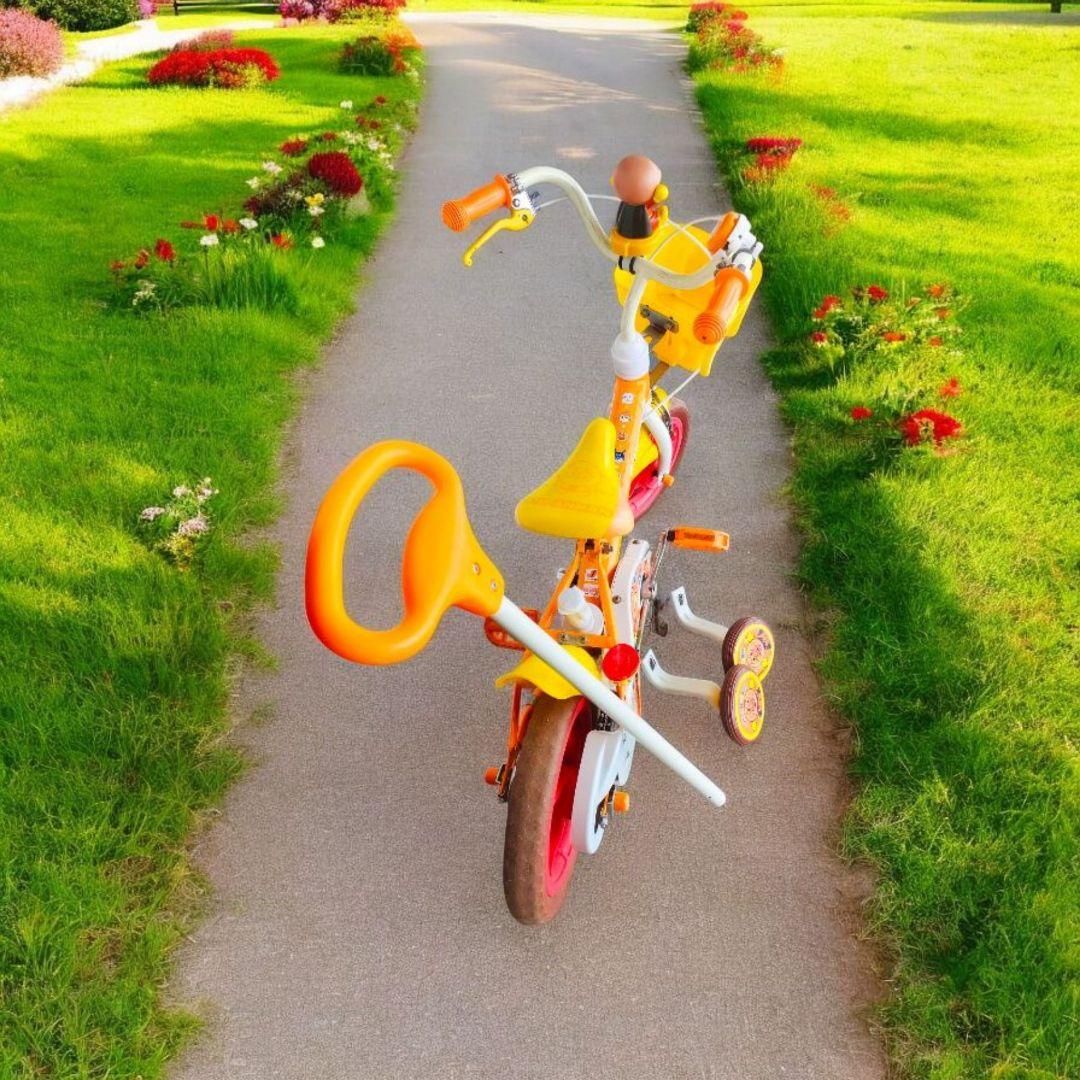 ⭐️只今値下げ中⭐️アンパンマン　12インチ　舵付き補助輪付き　自転車　幼児