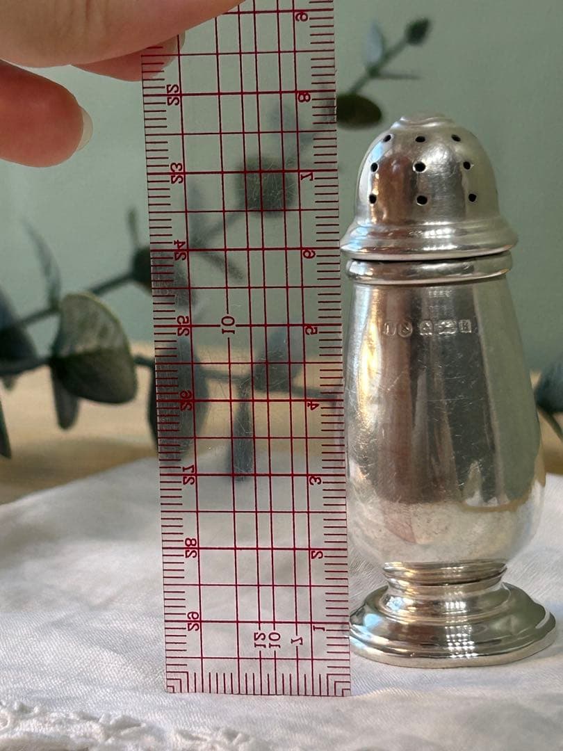 1803年イギリス製アンティーク　純銀調味料入れ