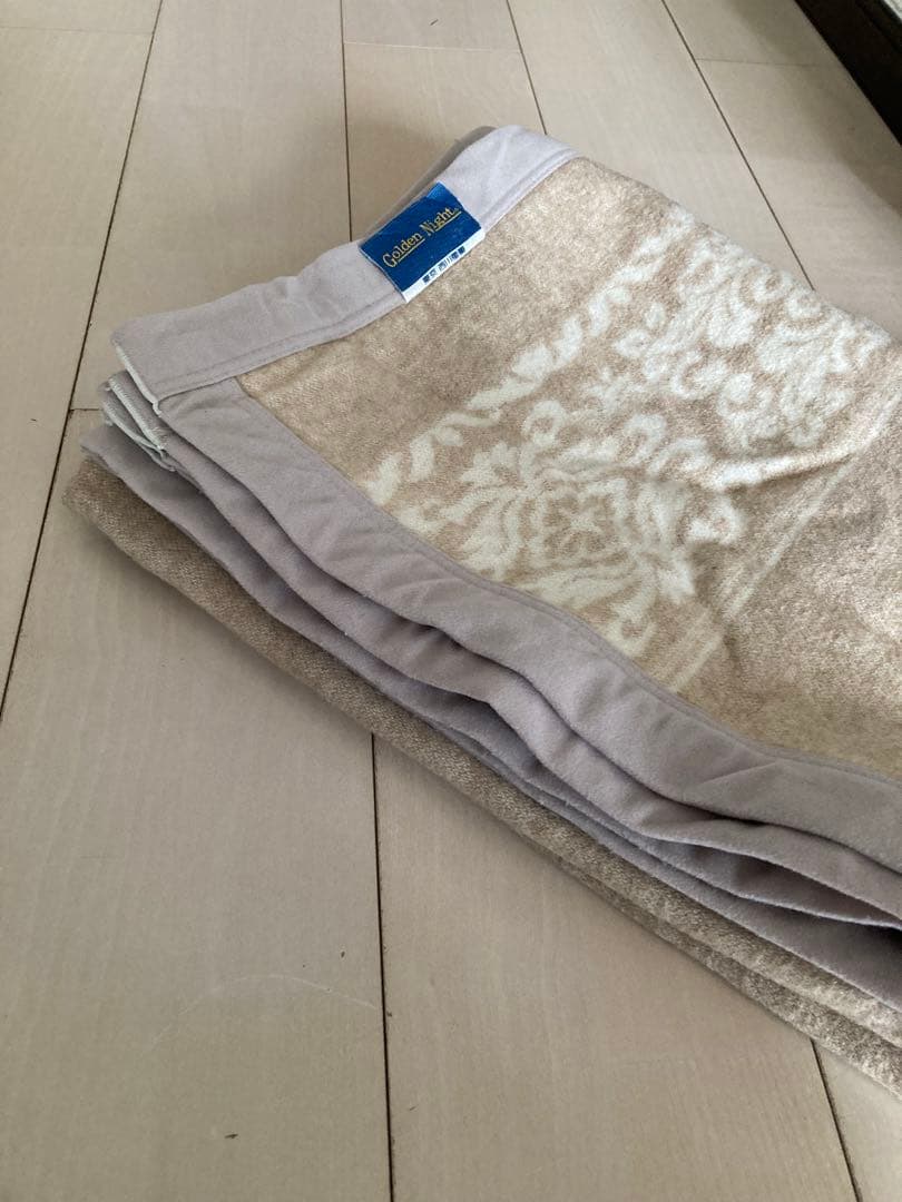 東京西川　カシミヤ100%毛布