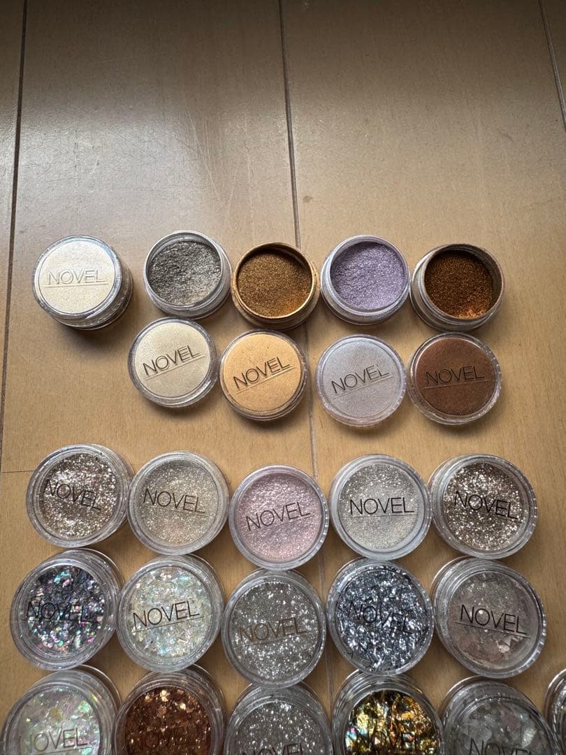 ほぼ未使用品　NOVEL ジェルネイル　パウダー　パーツセット