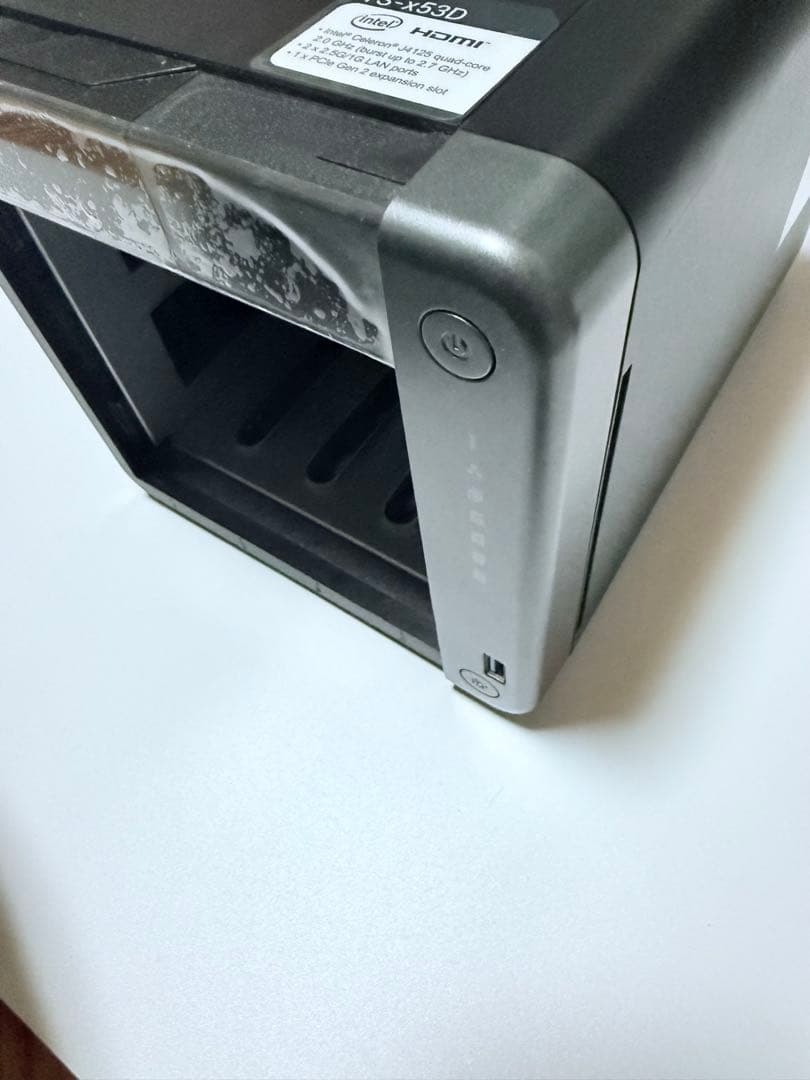 QNAP NAS TS-453D 8Gに増設　8T HDD×2