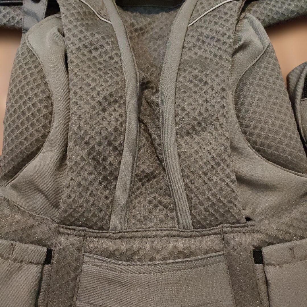 ergobaby OMNI　breeze エルゴベビー　抱っこ紐　グレー