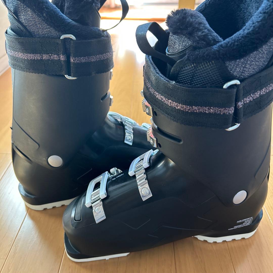 値下げ　新品同様ROSSIGNOL女性用スキーブーツスキー靴ブラック23-25